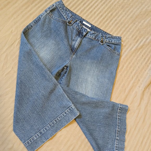 Liz Claiborne Pants - Liz Claiborne Denim Capri Straight Leg Cropped Pant Size 12